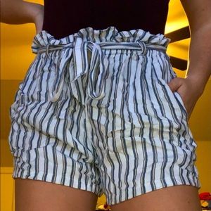 Hollister high rise shorts